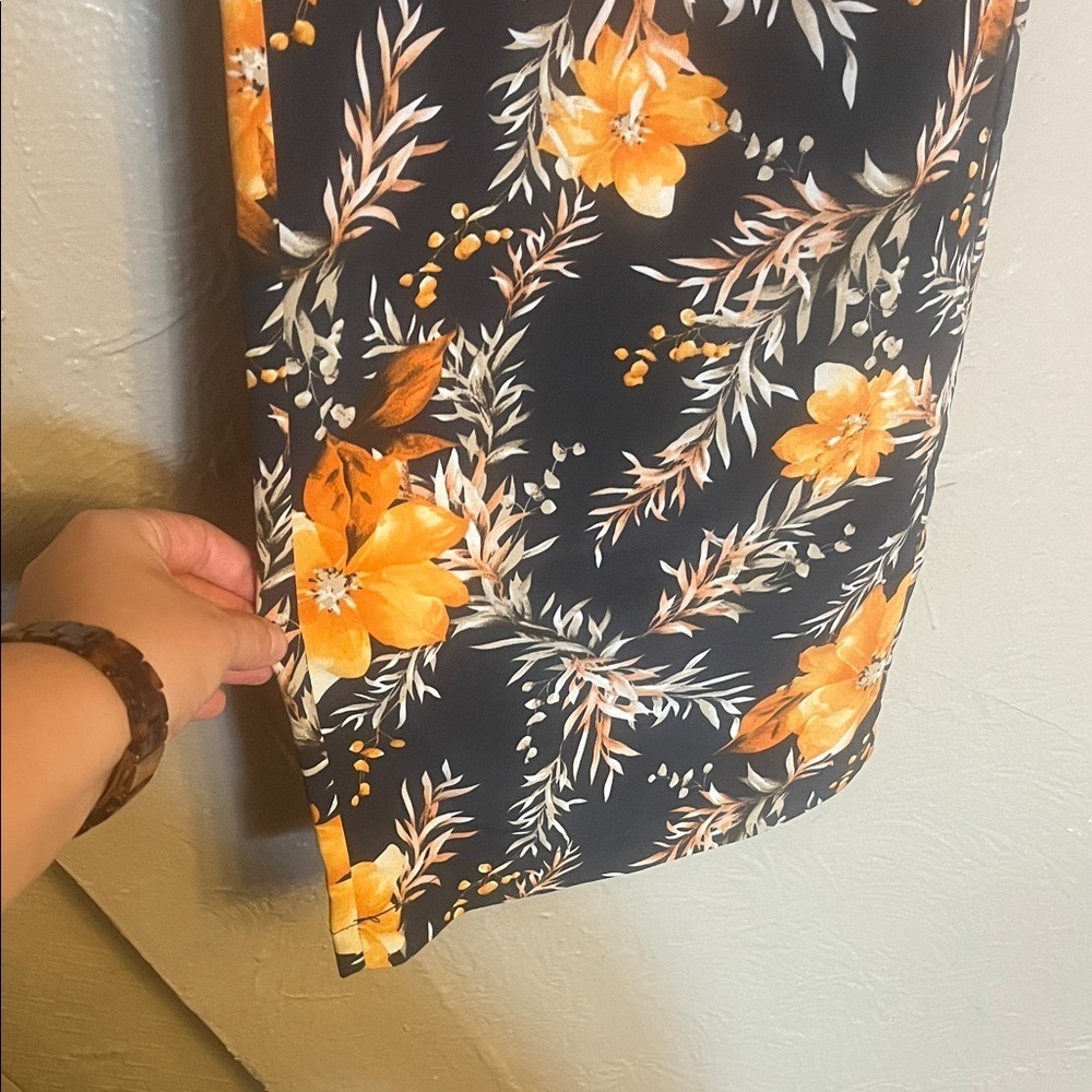 Blue Rain Floral Pull On Black & Orange Silky Straight Leg Pocketed Pants Medium - Picture 5 of 6